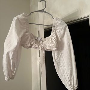 White long sleeve crop top